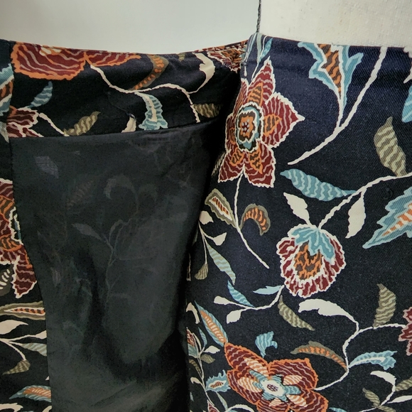 Charter Club deep blue flower print wrap skirt - Picture 3 of 5